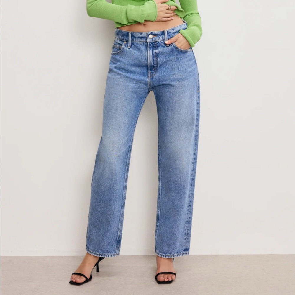 Good American Good Vintage Jeans 27/4 new with tags attached. Medium blue